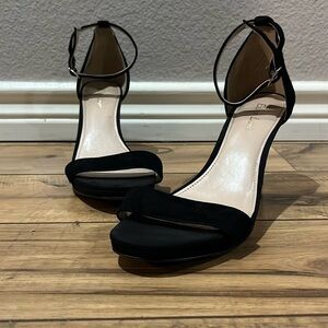 Essex Lane Women's Black Suede High Heels Size 9.5M Elegant Party Dress Shoes